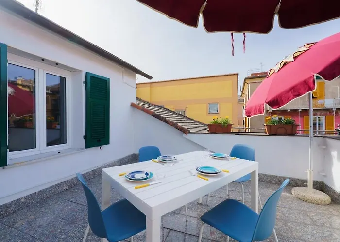 The Riviera Attico Terrazza * Lavagna